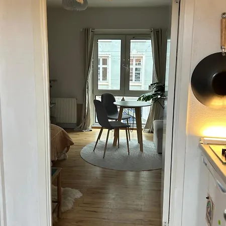 아파트 Cozy And Beautiful In The Heart Of *